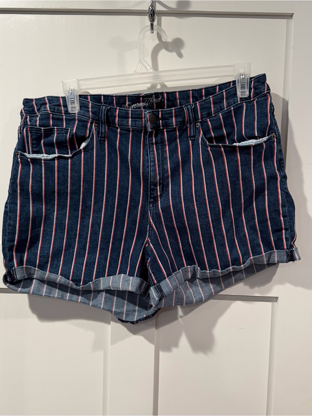 Universal thread red white and blue denim jean shorts